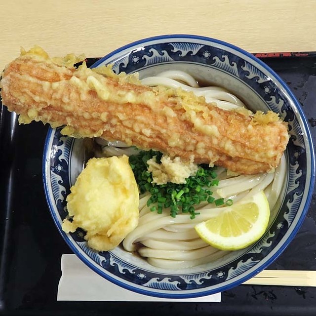 釜たけうどん>