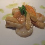 チャイニーズ 芹菜 - えびとほたての塩味炒め