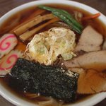 日進食堂 - 五目ワンタンメン