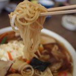 日進食堂 - 五目ワンタンメン