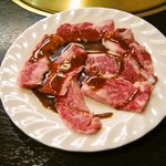 一升びん 松寿亭 - 松坂牛・特選カルビ