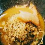 貝ガラ屋 - 残ったスープに貝めしを入れてみる。