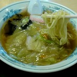 Shokujidokoro Maruyoshi - やや緩め中華麺