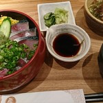Gyosanjin - おまかせ海鮮丼