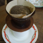 焙煎香房 シマノ - 新鮮な豆に湯を注ぐと・・・・次へ