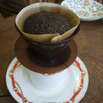 焙煎香房 シマノ - プクーっと膨らんでドーム状になります（中は蒸れて風味が増すんです）