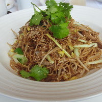 香港1997 銀座店 - 叉焼と黄ニラの香港焼きそば（大盛+300円）