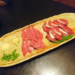 食酒屋 るり家 - 馬刺し3種盛り