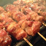 Yakitori (grilled chicken skewers) /grilled pork! Over 30 types! Carefully selected chickens are hand-delivered at the store!! We have a wide variety of varieties! From 100 yen