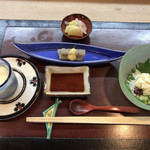 京料理阿部 - 小茶碗むし、枝豆とうふととろゆば造り、小鉢、香の物