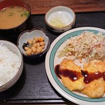 とみ田亭 - ワンコインの日替りランチ