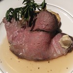 にっぽん丸 - （３日目　夕食）にっぽん丸特製ローストビーフ。３日連続でいただきました。