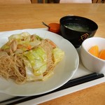 Yoshimaru Sou - ビーフンと玉子スープ。
