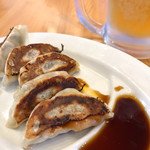中村商店 - 餃子(5個)  380円  