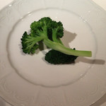 朝採れブロッコリーの塩茹で