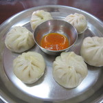 プルジャ ダイニング - モモ（ネパールの蒸し餃子）
