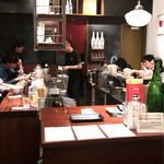 Sujuumasayuki Raku - 12時前に満席の店内