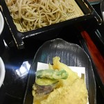 遊喜 - ランチメニューの きすと野菜の天盛り1200円