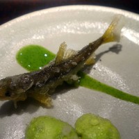 紀風 - 稚鮎と空豆の白扇揚げ
