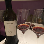 アルシミスト - ペアリングワイン、2杯目は赤ワイン。