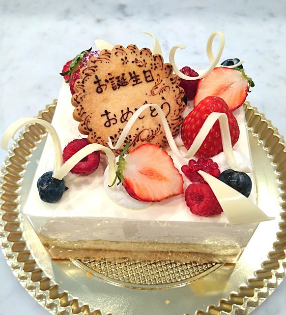 写真 移転 パティスリー プティ トモ Patisserie Petit Tomo 神楽坂 ケーキ 食べログ