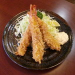 とんかつ かつ希 - 海老フライ定食のエビ、特大３ホンです！歯ごたえGood。