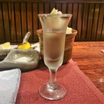 串かつ あーぼん - 食前酒　徳島県産すだち酒