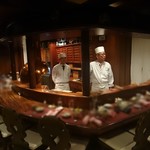 串かつ あーぼん - 店内　カウンター席