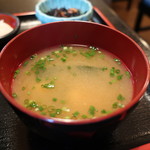 大森 茶々 - 豆腐、わかめ、青ねぎの味噌汁アップ