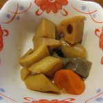 酒蔵 力 - 肉なし筑前煮のようなお通し