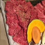 食彩和牛 しげ吉 - 