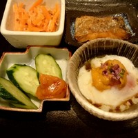 御肉 平川 - 前菜盛り合わせ