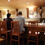 一八寿し - 店内の雰囲気