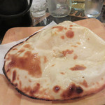 Tandori - ハイカロリーだけど、チーズナンも食べました！