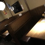 串処一龍 - テーブル席