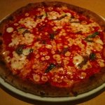 トラットリア・イタリア 目黒店 - Pizza　ﾓｯﾂｴﾚﾗﾁｰｽﾞ・アンチョビ・ﾄﾏﾄｿｰｽ