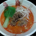 タンタン - 見た目ほど辛くない担々麺