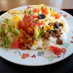 てんだ花 - チーズとミンチがたくさんでカレー風味。