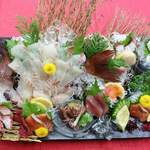 Full of volume!　Uzushio sashimi platter