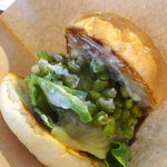 BELLOWS BURGER - 枝豆のフリットとモッツァレラチーズのハンバーガー1380円税込