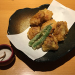 Hana Kago - 地鶏の天ぷら 山椒塩で（580円） 2017.7