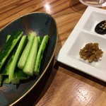 酒と蕎麦 まき野 - 味噌きゅうり 450円