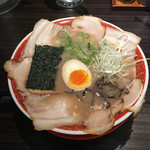 呼び戻しとんこつ 光四郎 - 特製チャーシューメン