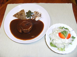 オキザリス - 本格的な味のビーフシチューセット