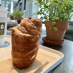 ザ マンダリン オリエンタル グルメショップ - クラフィン ラズベリー&カスタード 2016/06/30