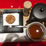 イッピン カフェ - 季節のきんつばセットの空中写真 2016/07/01