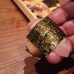 熊の焼鳥106 - 雲丹ムネ 海苔を巻いて食べます