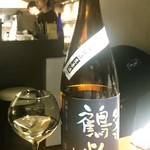 熊の焼鳥106 - 鶴齢 純米酒 山田錦６５％ 無濾過生原酒 Ｈ２８ＢＹ　青木酒造(新潟)