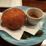 函館 開陽亭 - 名物カニクリームコロッケ