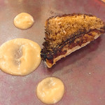 エスパイ クック コウベ - 甘鯛鱗バリバリ風　ローズマリーの風味淡路新たまねぎのピューレ